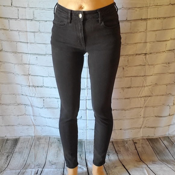 AEO 360° Super Stretch Hi-Rise Black Jegging Size 8 Regular - Picture 2 of 15